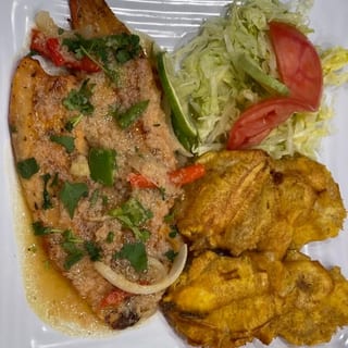 Mofongo Con Pechuga De Pollo Salteada